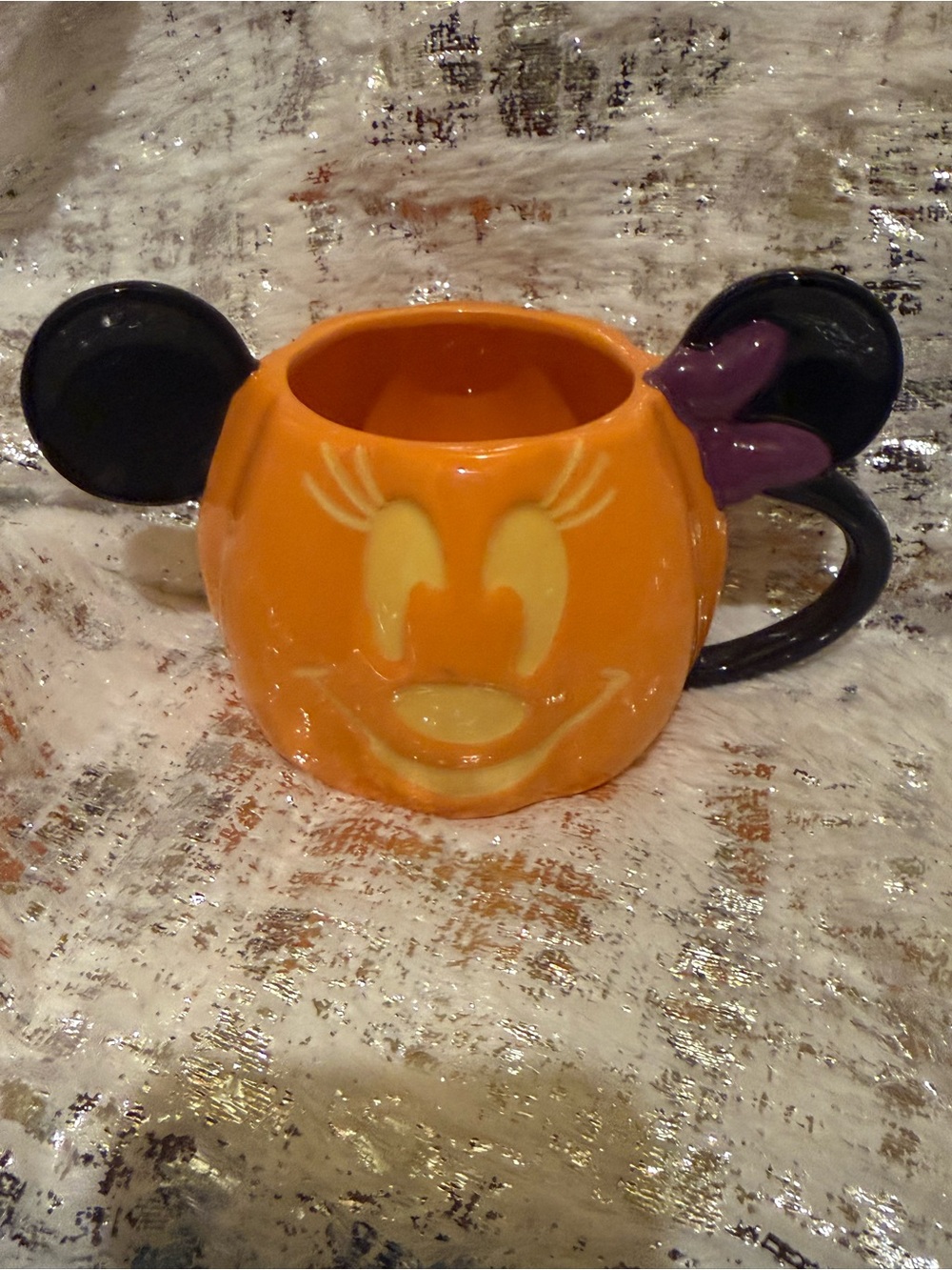 Minnie Mouse-Inspired Orange Ceramic Pumpkin Mug-